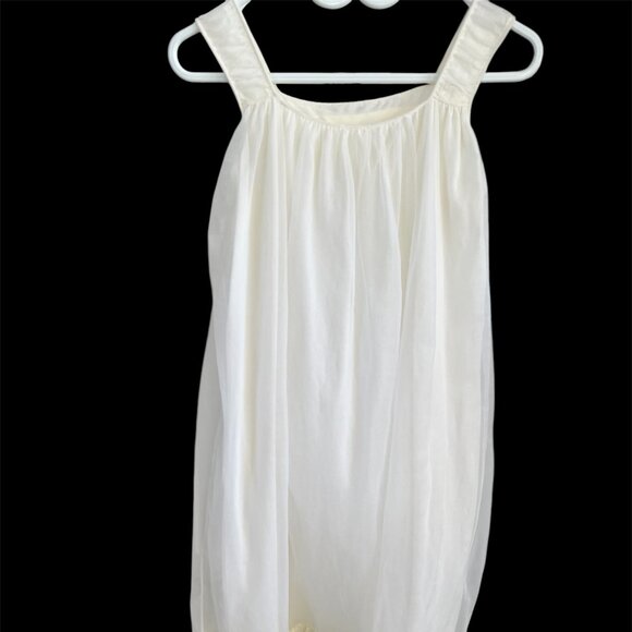 1960s IVORY COLOUR LACE PEIGNOIR NEGLIGEE SET, High Quality by Cahill Canada - Picture 3 of 8